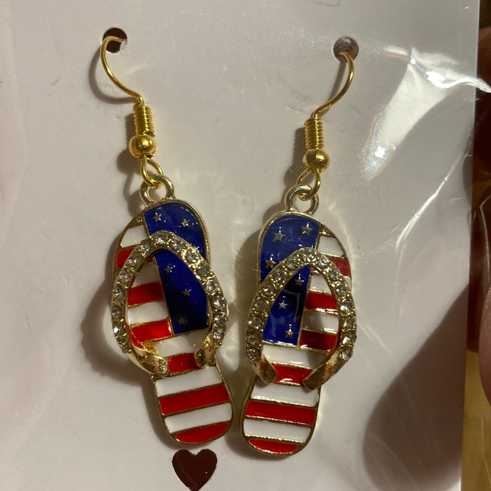 Fourth of July earrings. - Picture 3 of 3